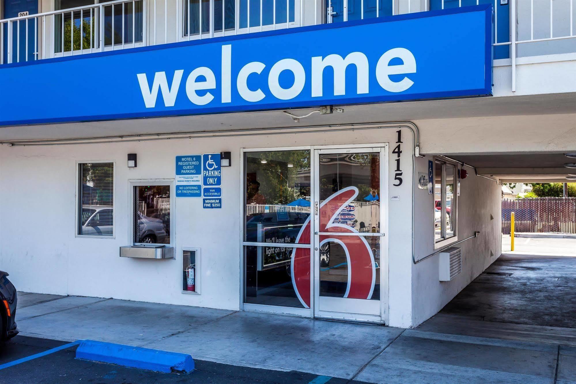 Motel 6 Sacramento, Ca - Downtown Ngoại thất bức ảnh