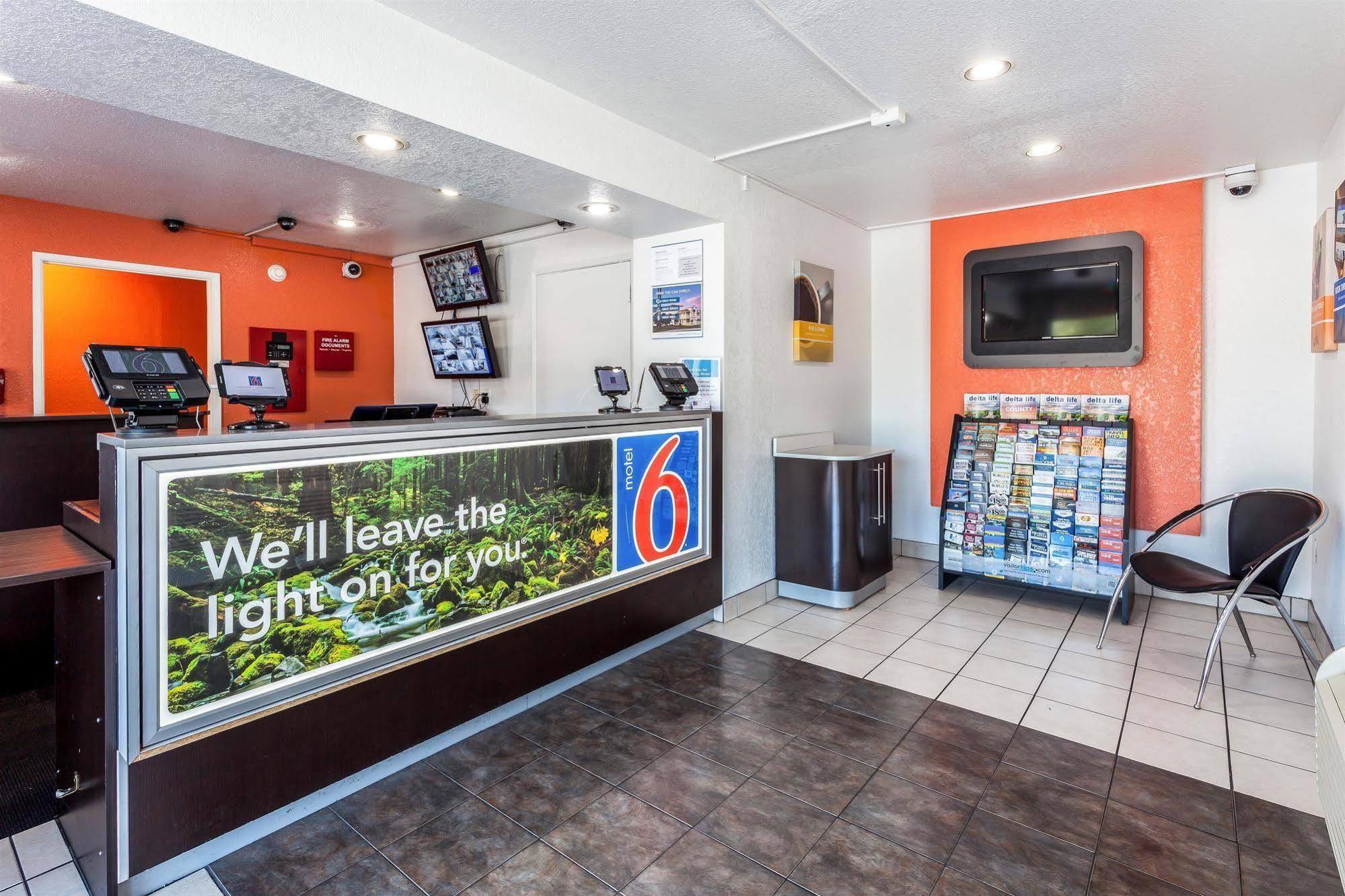 Motel 6 Sacramento, Ca - Downtown Ngoại thất bức ảnh